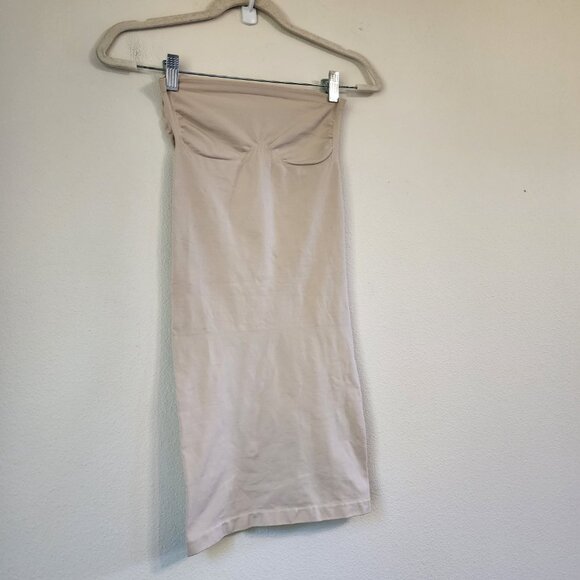 Victoria Secret Women Bodyshape Slip Spandex Sz L light Tan MicroNylon Blend - Picture 5 of 13